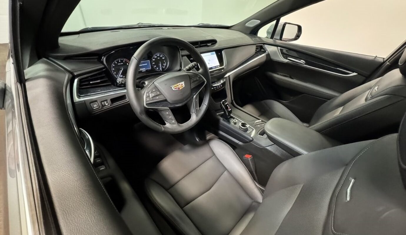2025 Cadillac XT5 Premium Luxury